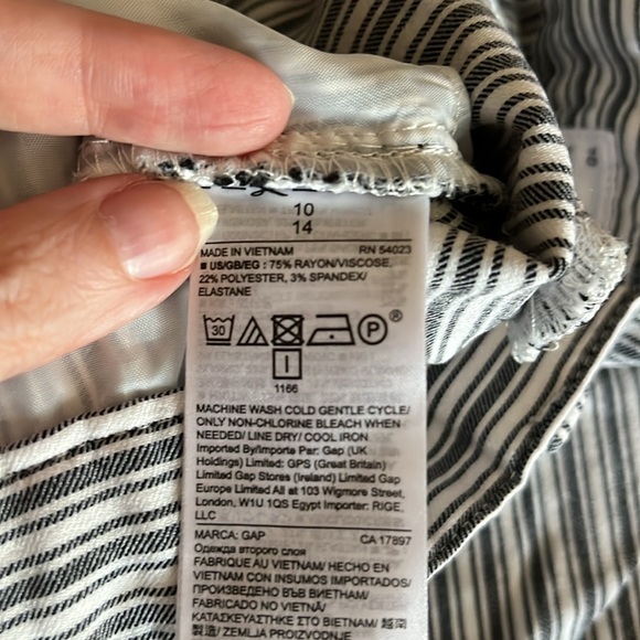 Gap signature skinny crop pants - Picture 4 of 6